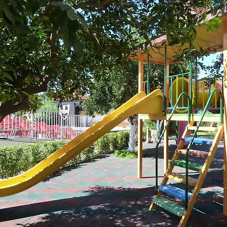 リゾート Garden Bergamot 4*