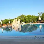 Garden Bergamot Resort