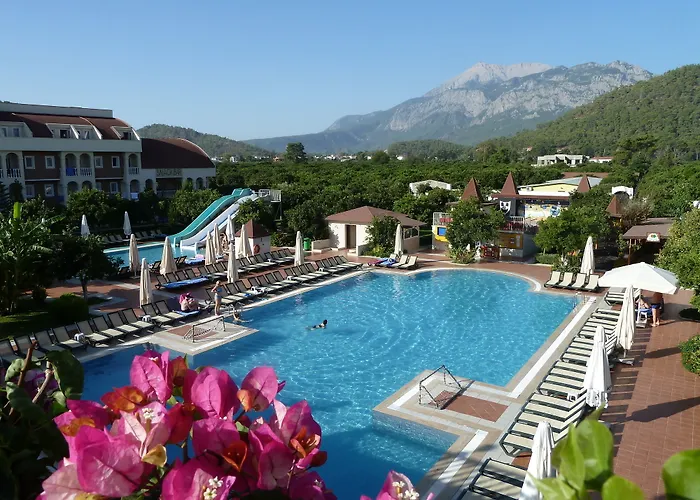 Garden Bergamot Resort 4*