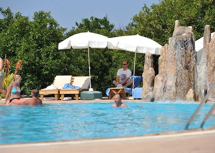 Resort Garden Bergamot Kemer
